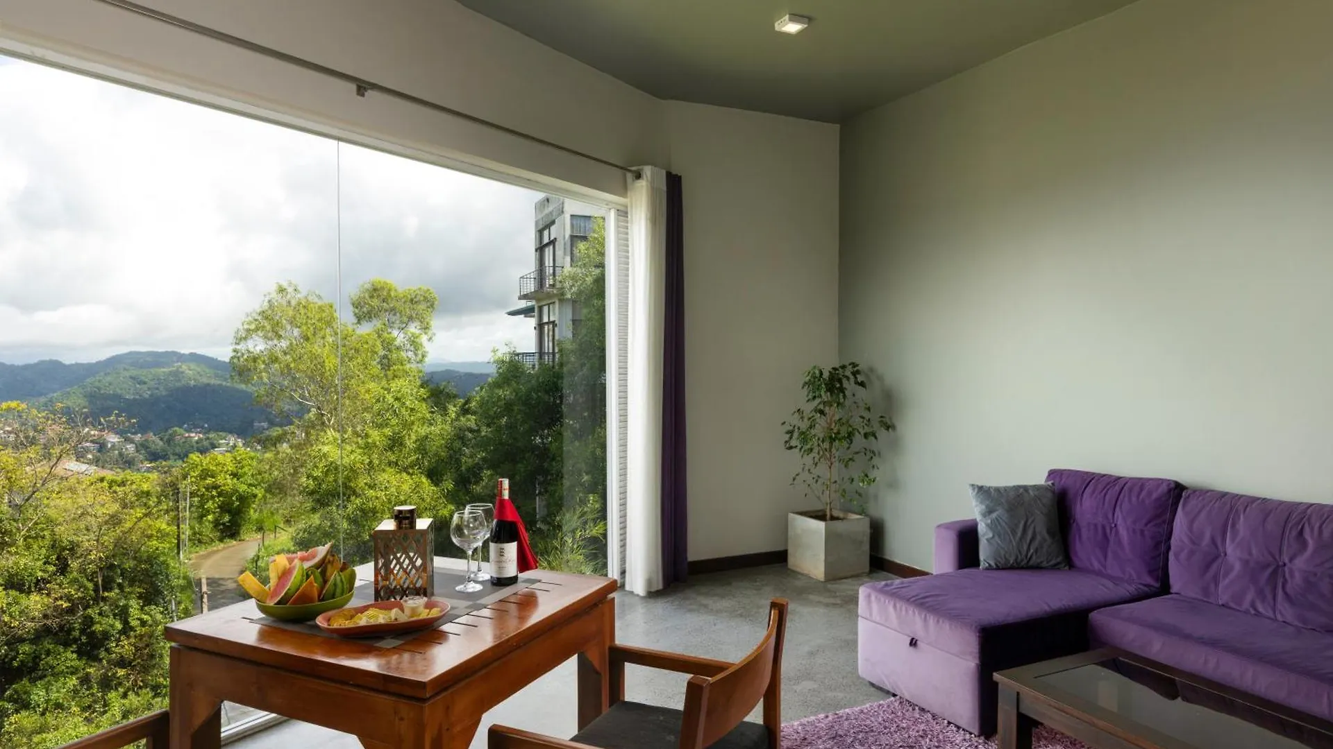 Skyloft Kandy By Aaradhya Hotel